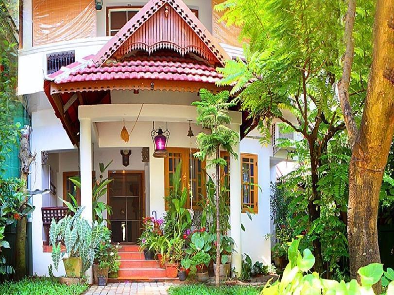 Heavenly Homestay Kochi Екстер'єр фото