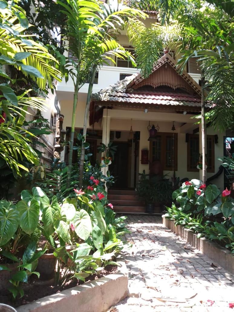 Heavenly Homestay Kochi Екстер'єр фото